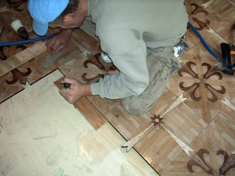 Parquet Tiles pushed together to minimize gaps